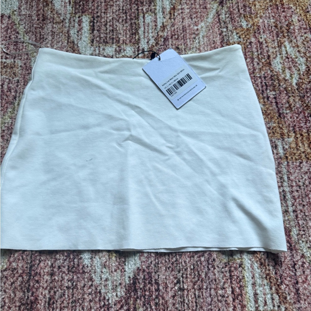 New with tags princess Polly skirt, size2